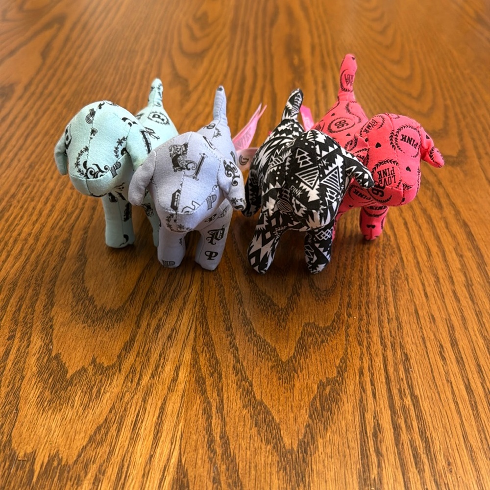 VS PINK Mini Dogs
